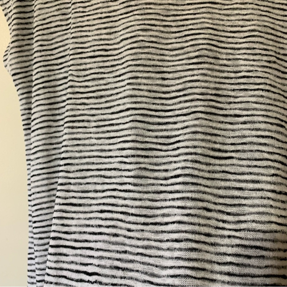 Athleta Breezy Split Back Crossover Striped Athle… - image 5